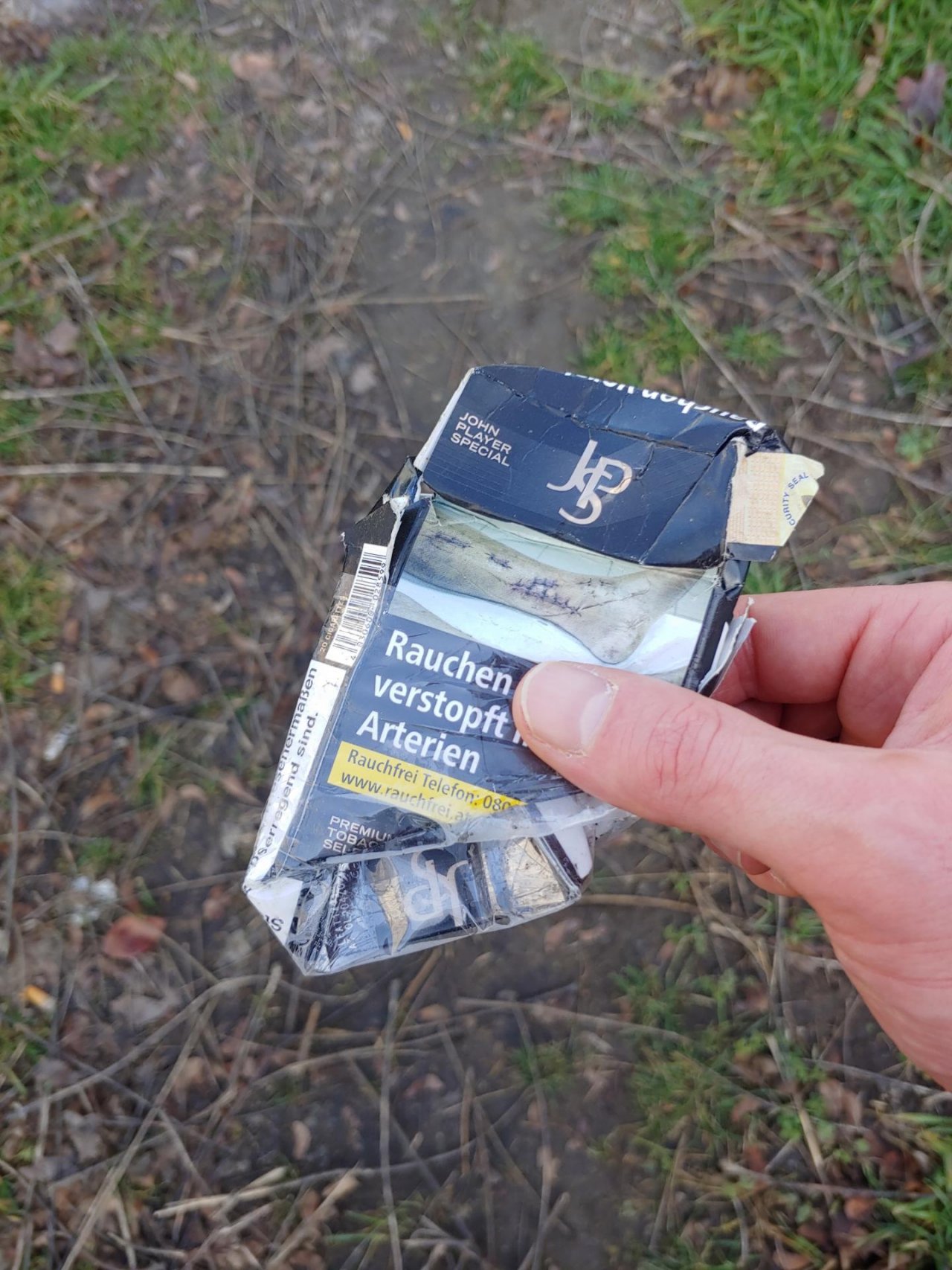 litter in DRECKSPOTZ | GLOBAL 2000 App spotted by Christian Kantner on 26.02.2021