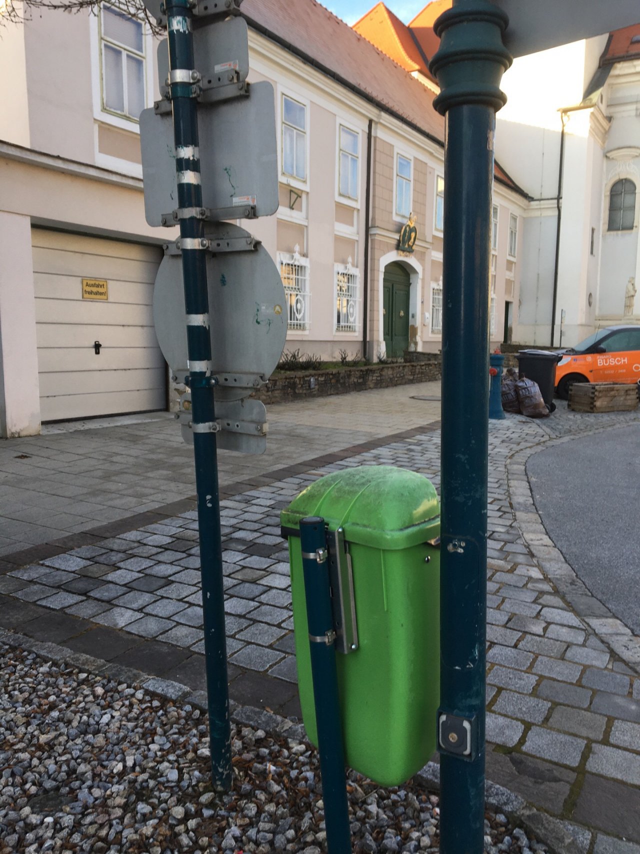 disposal in DRECKSPOTZ | GLOBAL 2000 App spotted by Isabel Storch on 01.02.2021