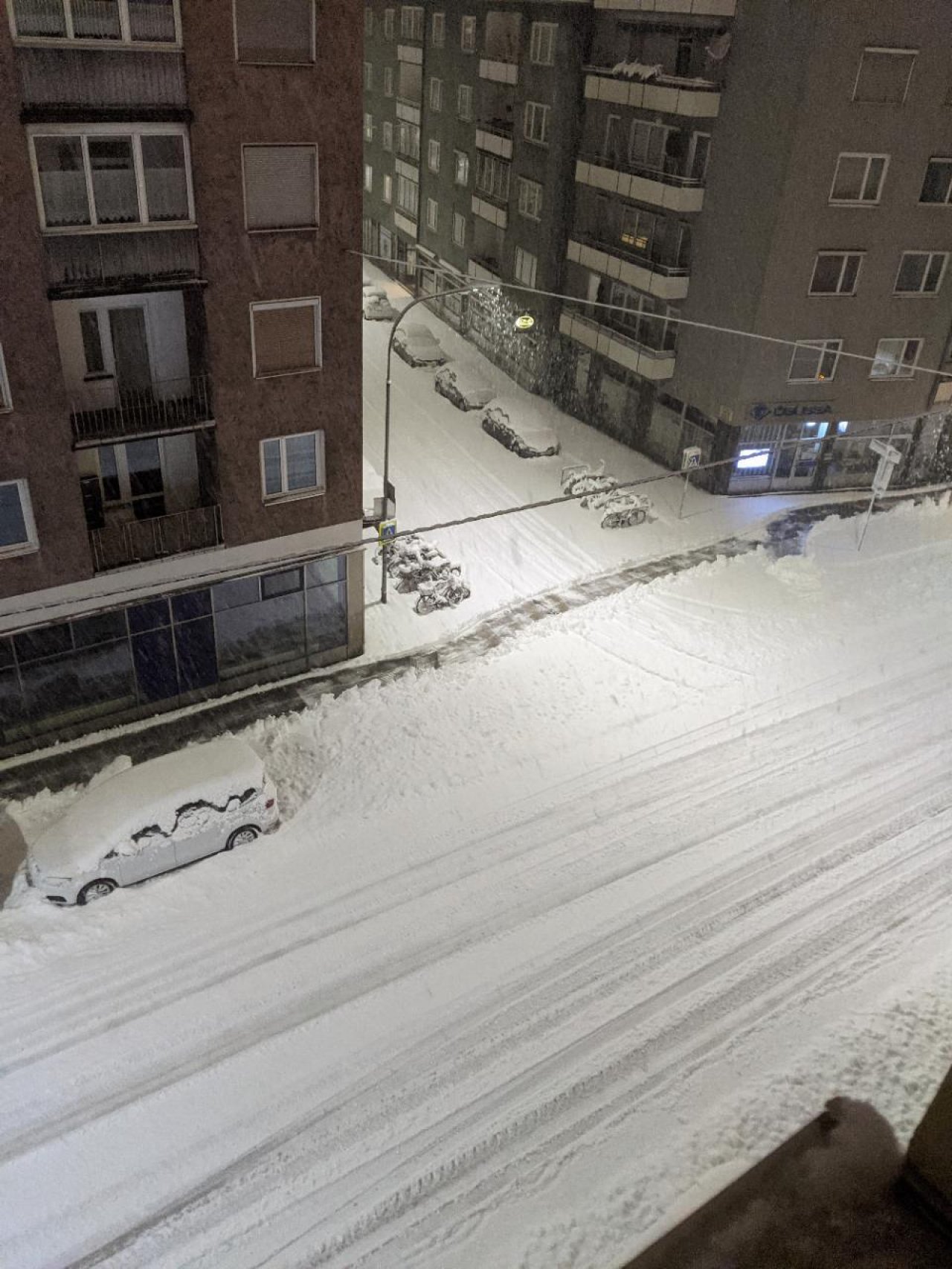 Zusammenhängende Schneedecke in Naturkalender App spotted by Heemuul on 14.01.2021