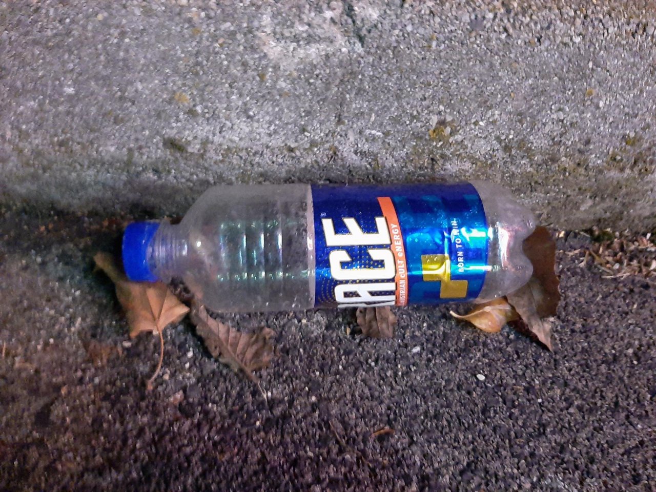 litter in DRECKSPOTZ | GLOBAL 2000 App spotted by Gudrun H. on 28.12.2020